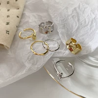 Toàn thân S925 sterling bạc đơn giản thời trang vàng mỏng không đều vòng lõm và lồi gấp kết hợp vòng nút - Nhẫn nhẫn đôi