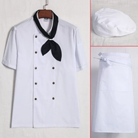 Белая футболка, фартук, берет, шейный платок, короткий рукав