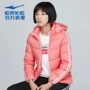 Trang phục thể thao mùa đông đích thực Hongxing Erke dành cho nữ mùa đông lạnh áo ấm trùm đầu xuống áo khoác 52218412007 - Thể thao xuống áo khoác áo khoác phao nữ dáng dài