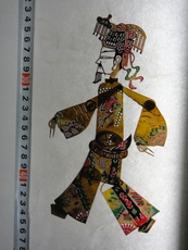 Театр теней 驴皮影皇帝刻工精美