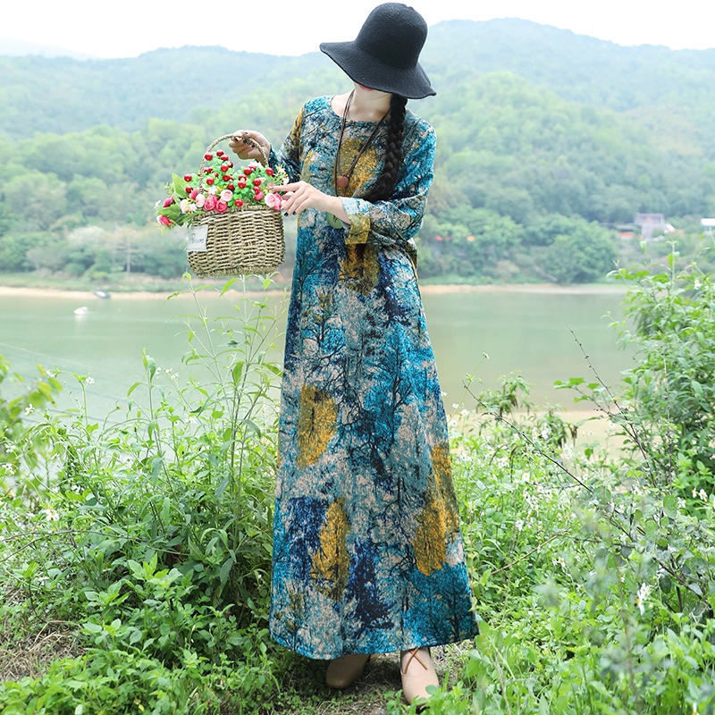 Yang Liping cùng một phong cách nữ mùa xuân cộng với kích thước bông và vải lanh váy phong cách dân tộc của phụ nữ văn học người hâm mộ văn học vải lanh in lỏng lẻo - Váy dài