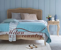 Ретро с двуспальной кроватью французская кровать антиквариат - это старая сплошная древесная кровать выветрившего