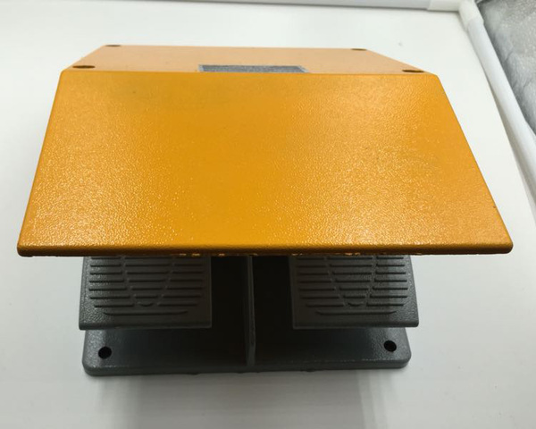 Число управление автомобилем кровать гидравлическое давление цыпленок ножной выключатель пробойник пресс ножной выключатель алюминий YDT1-15 двойной ножной выключатель