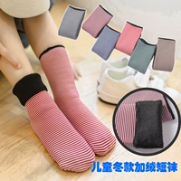 Bé dày cộng với vớ nhung cotton mùa đông nam và nữ nhỏ và trẻ nhỏ vớ ấm sọc ngang vớ tuyết vớ trẻ em đẹp thu đông