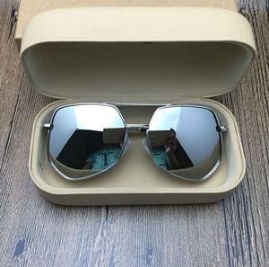 2017 new sunglasses nữ triều phân cực kính mát hipster cá tính ếch gương người đàn ông lái xe kính 2018
