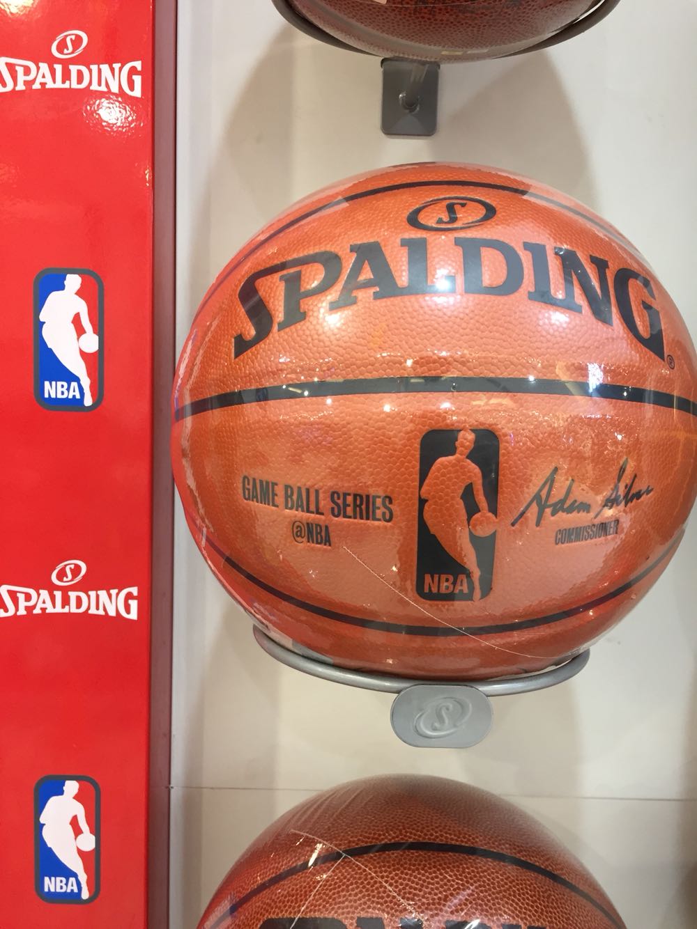斯伯丁NBA比赛用球复刻版74-933y室内外篮球74-570y成人七号篮球