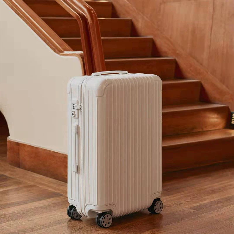 Big capacious suitcase, box, 28 inch