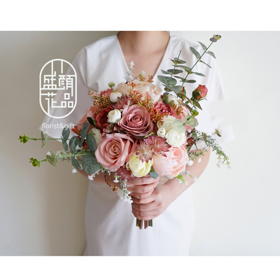 /Shengyan ручной работы/ретро -ретро -осенний темперамент Moni Coffe Gible Simulation Peony Hands Hands Flower Shadow Tower реквизит