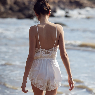 未满 性感睡衣女夏季蕾丝吊带连体衣家居服V领露背可外穿-淘宝网 未满 性感睡衣女夏季蕾丝吊带连体衣家居服V领露背可外穿-淘宝网