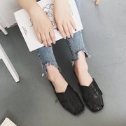 2018 mùa xuân và mùa hè mới thời trang giày của phụ nữ đầu tròn dệt thấp gót nửa túi dép hoang dã retro Muller giày dép
