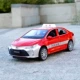 Corolla арендовал красный