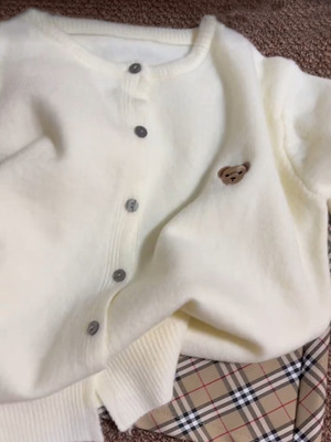 taobao agent White demi-season sweater, retro Japanese jacket, knitted cardigan, 2023 collection