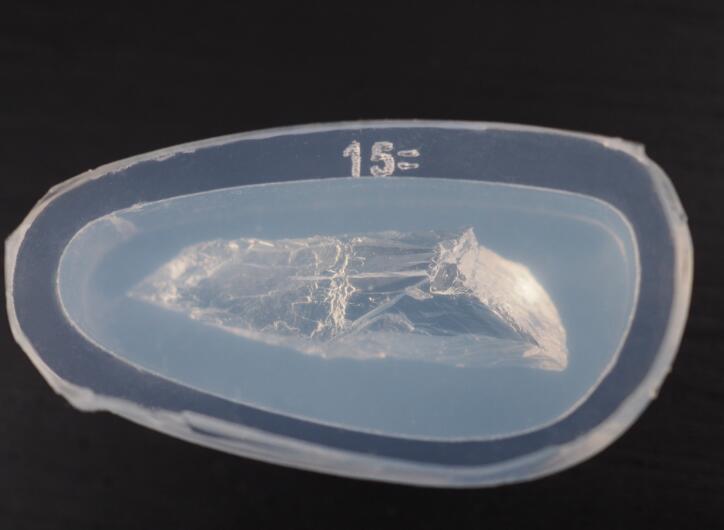 Deep Pinkdiy Gutta percha transparent silica gel mould Crystal Glue  mould silica gel mineral Spar Crystal Cluster transparent mould