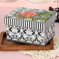 E модель/черно -белая микс и совпадение