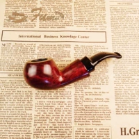 Красный случайный