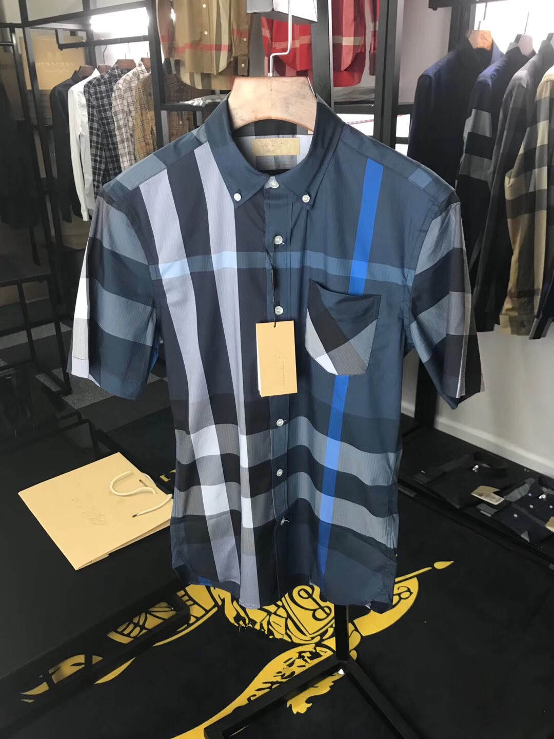 Navy Bluenew pattern Europe and America lattice shirt men's wear home Short sleeve lovers classic letter rainbow Britain Check pattern Big size shirt b
