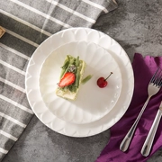 Bộ đồ ăn bằng gốm sứ trắng tinh tấm hình tấm sáng tạo tấm nóng tấm phong cách Hàn Quốc nhà tấm hoa cúc - Đồ ăn tối