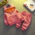 Quần áo mùa thu đông 2018 mới cho bé gái mùa đông bộ đồ cộng với nhung dày nữ bé nhung vàng hai mảnh quần áo trẻ em nam Phù hợp với trẻ em