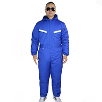 Принесите синюю куртку для кепки (добавьте хлопок)