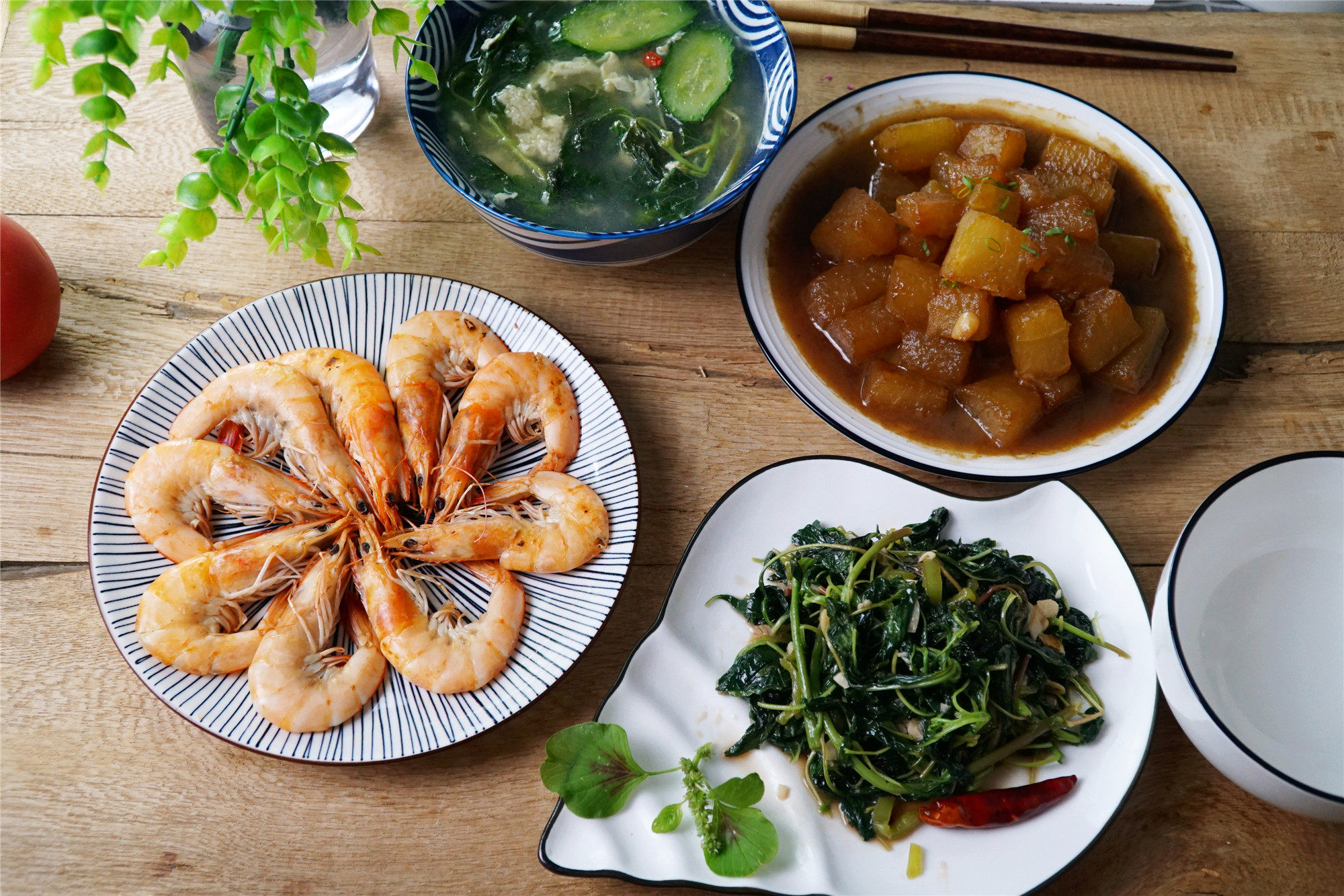 媳妇做的3菜一汤厨艺终于有长进了