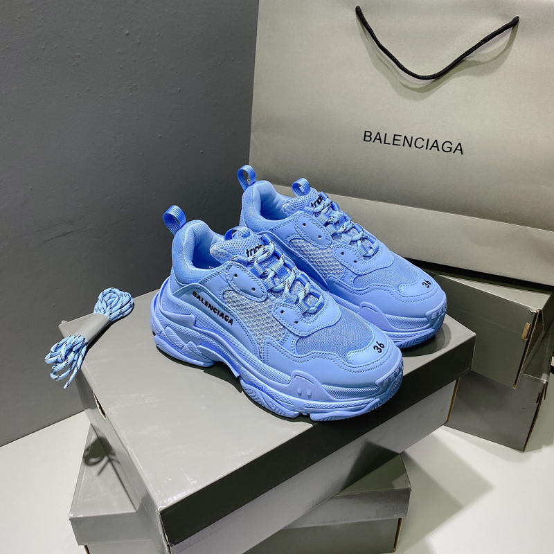 Lake BlueParis Triple s Daddy shoes Make old Retro gym shoes combination air cushion Crystal bottom Home B leisure time men and women shoes