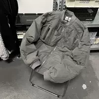 Демисезонная удерживающая тепло небольшая куртка, в американском стиле, 2023