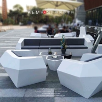 FRP Diamond -Capered Dofa Комбинированная мебель на открытом воздухе кресло творческий дизайнер.