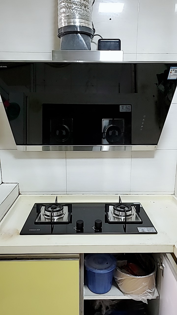 &nbsp;营造轻松厨房,德意烟灶套装实测