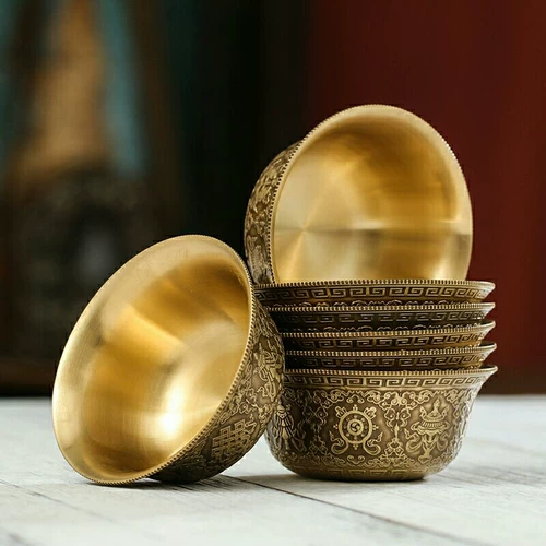 Чистая бронза восемь благоприятных для водоснабжения.