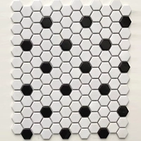 Шестиугольный черно -белый