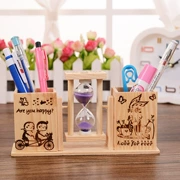 Sáng tạo chủ bút đồng hồ cát hẹn giờ đồ trang trí bằng gỗ gửi chàng trai sinh viên trẻ em phim hoạt hình dễ thương món quà sinh nhật cá tính