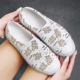 Bản Địa Croc Giày Nữ Slip-On Dép 2023 Mùa Hè Mới Giày Đi Mưa Áo Khoác Ngoài Giày Đi Biển Chống Trơn Trượt dép Đi Trong Nhà dép cối đi biển giày lưới đi biển