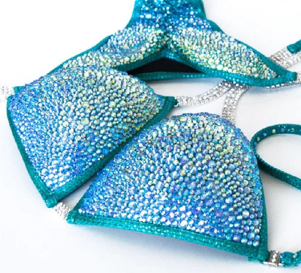 Сексуальный раздельный купальник, США