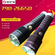 Đèn pin ngoài trời phổ biến ngoài trời 790 Đèn LED 26650 có thể sạc lại cưỡi đèn chiếu sáng gia đình