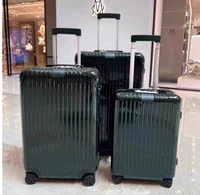 Классический темно -зеленый