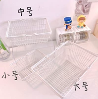 Маленькая белая корзина