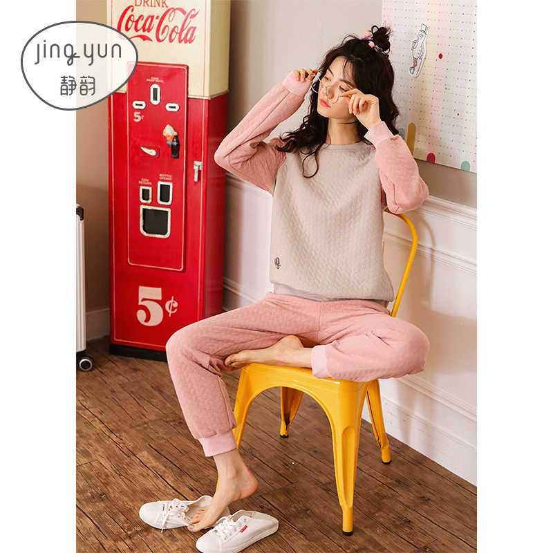 Jingyun đồ ngủ phụ nữ mùa thu đông xu hướng thời trang dịch vụ nhà dài tay ấm không khí sandwich nữ dịch vụ nhà phù hợp - Bộ Pajama
