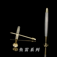 Светло-желтый