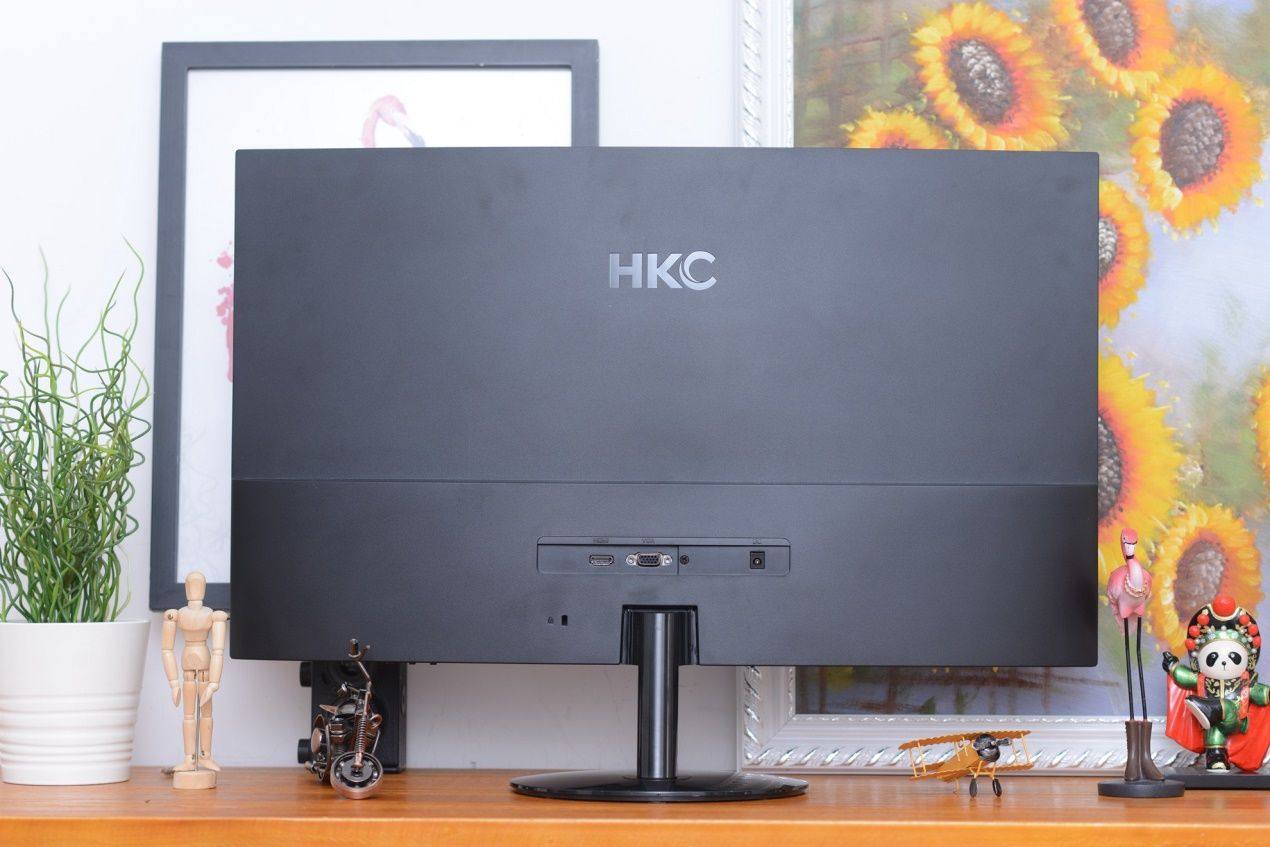 hkc广视角曲面屏测评