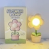 Bông hoa nhỏ dễ thương tự làm đèn ngủ phòng ngủ cạnh giường ngủ ánh sáng ký túc xá đèn bàn mini để bàn trang trí sáng tạo đồ trang trí 