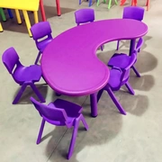 Dạy kèm cho trẻ viết bàn và ghế lớp mẫu giáo có thể được nâng lên và hạ xuống ghế học sinh của trẻ. - Phòng trẻ em / Bàn ghế