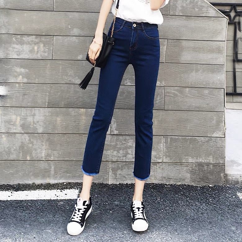 Dark blue straight-leg jeans for women's summer 2022, a new thin style for petite women with an 80% to 90% cigarette tube