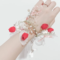 28 цветов запястья