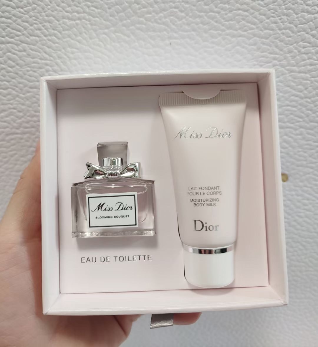 Domestic counter sample Dior/Dior Huayang 5ml point coated with Q version body milk 20ml true self-unruly