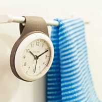 Простая ванная комната в ванной комнате в ванной комнате