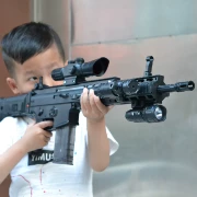 SCAR dưới súng nước hướng dẫn sử dụng súng đồ chơi trẻ em có thể phóng quả bom pha lê lấy trứng nước nổ cậu bé