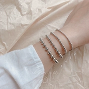 S925 sterling bạc bóng nhỏ hạt tròn hạt tính khí bạc hạt vòng tay chuyển hạt vòng tay đơn giản món quà trang sức hoang dã - Vòng đeo tay Cuff