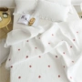 Ins gió Hàn Quốc có thể giặt trải giường ba bộ chăn bông chần thêu mùa hè là 3 bộ giường đơn bìa ra giường màu xám