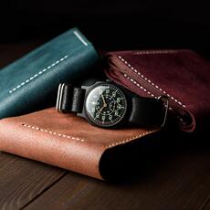 Винтажные наручные часы 乌克兰代购rare◇古着1980s苏联复古腕表飞行员军表机械真皮手表