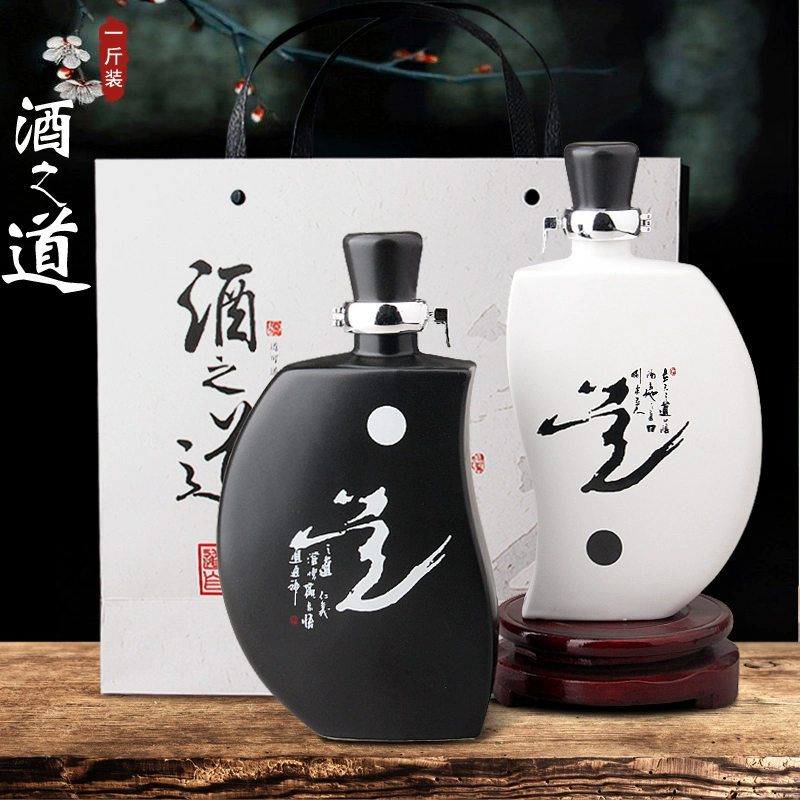 Jingdezhen gốm rỗng chai rượu 1 kg nạp với đồ trang trí sáng tạo niêm phong nhà rượu vang rượu vang trắng bình rượu vang chai rượu vang bộ - Rượu vang